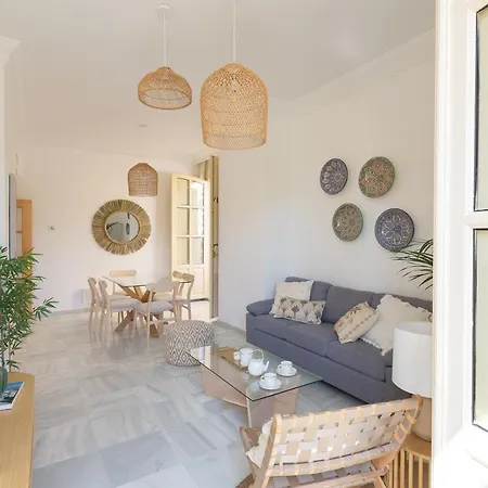 Balcon De Picasso: Bright With Incredible Views Malaga